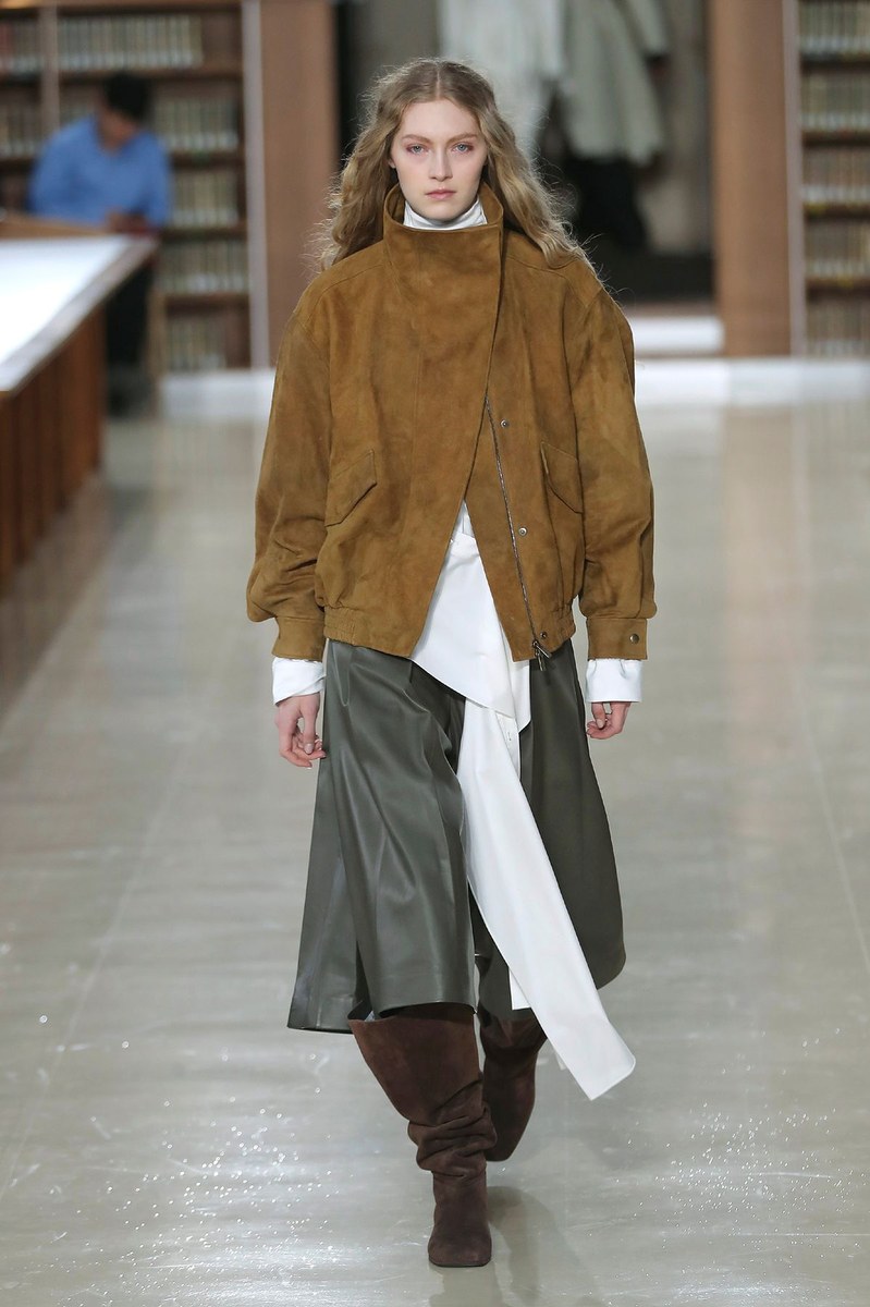 Look 24