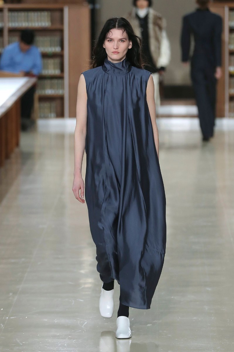 Look 30