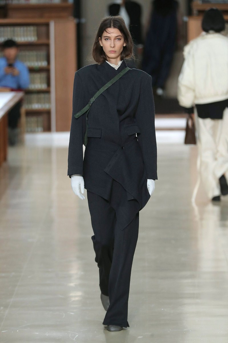 Look 35