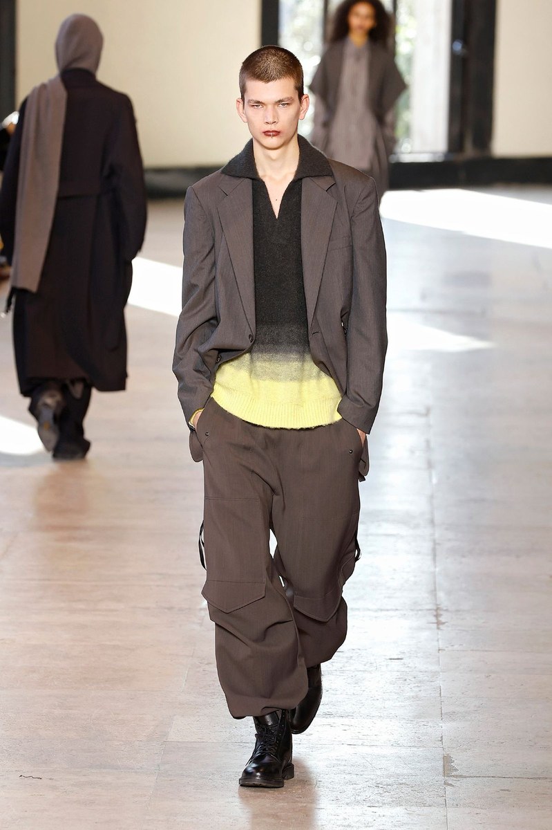 Look 13