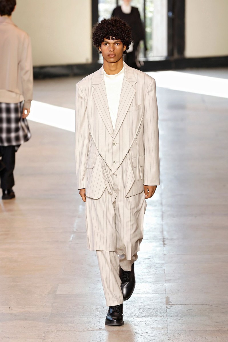 Look 33