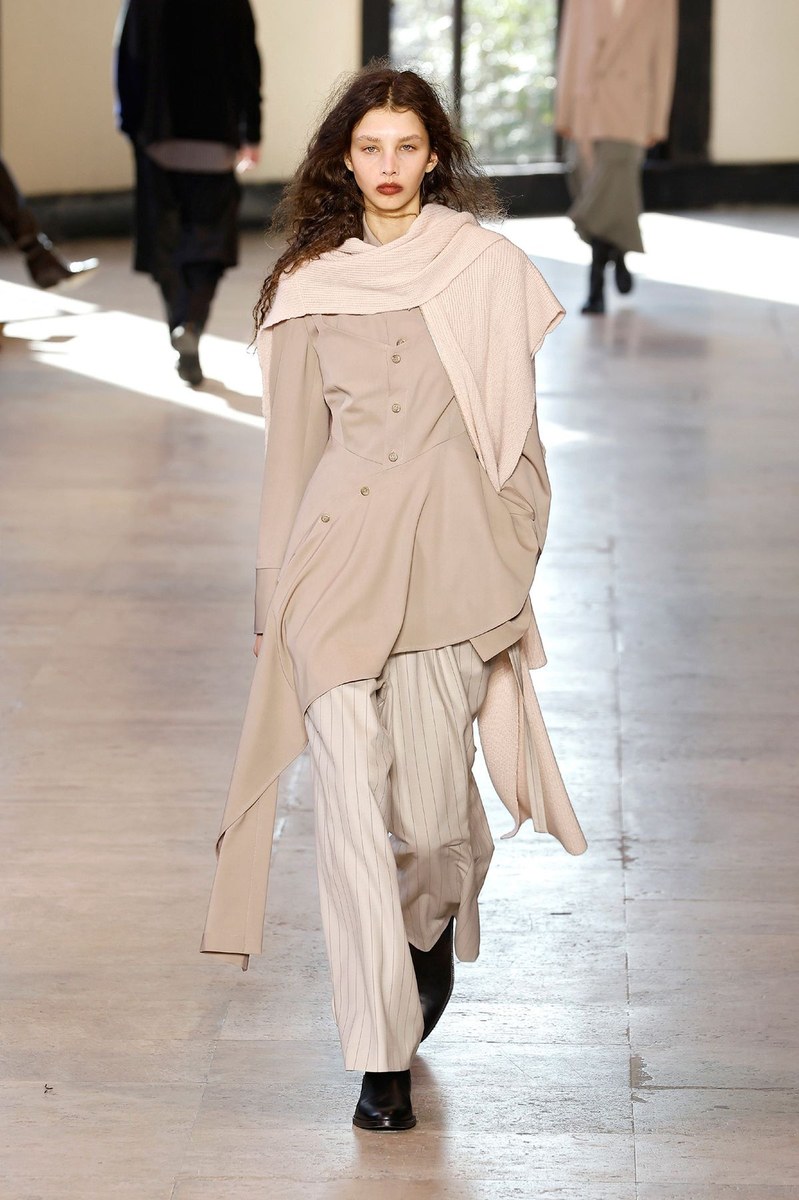 Look 37