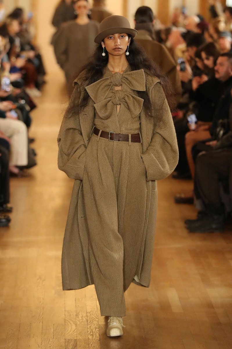 Look 13