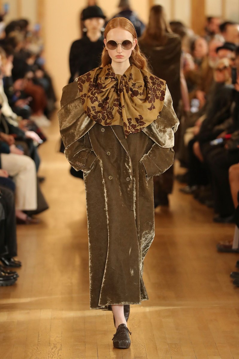 Look 24