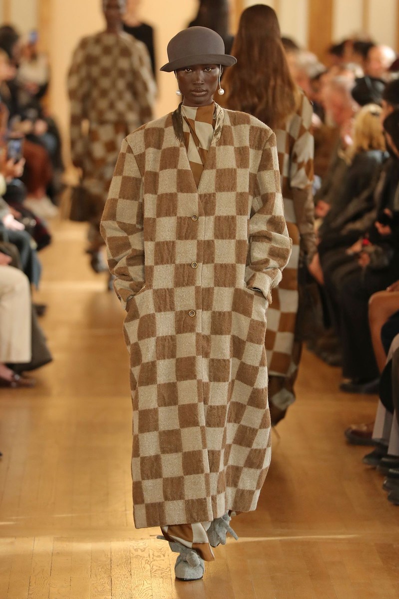 Look 28