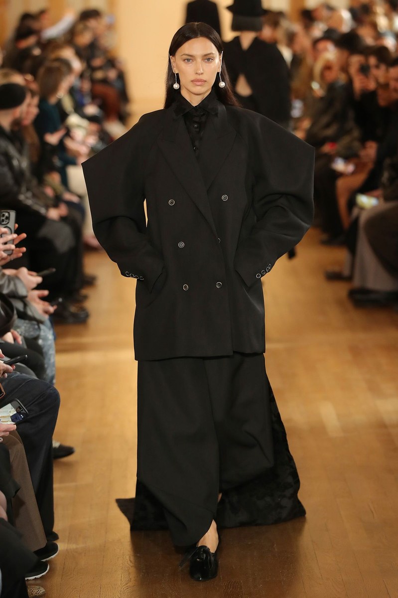 Look 32