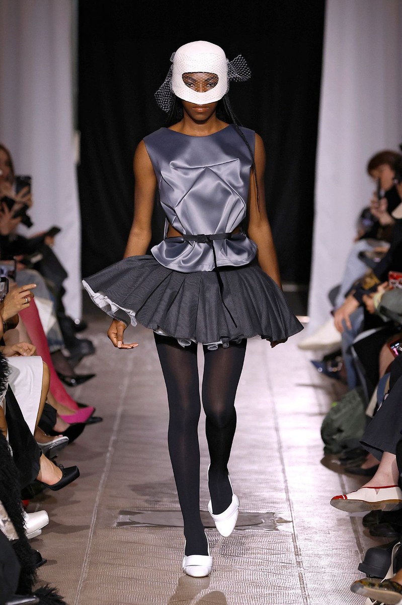 Look 11