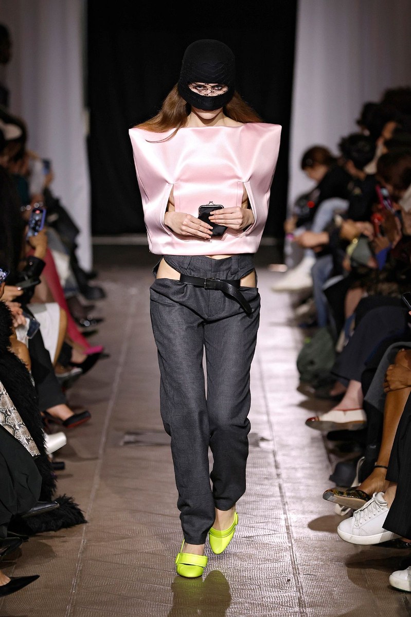 Look 14