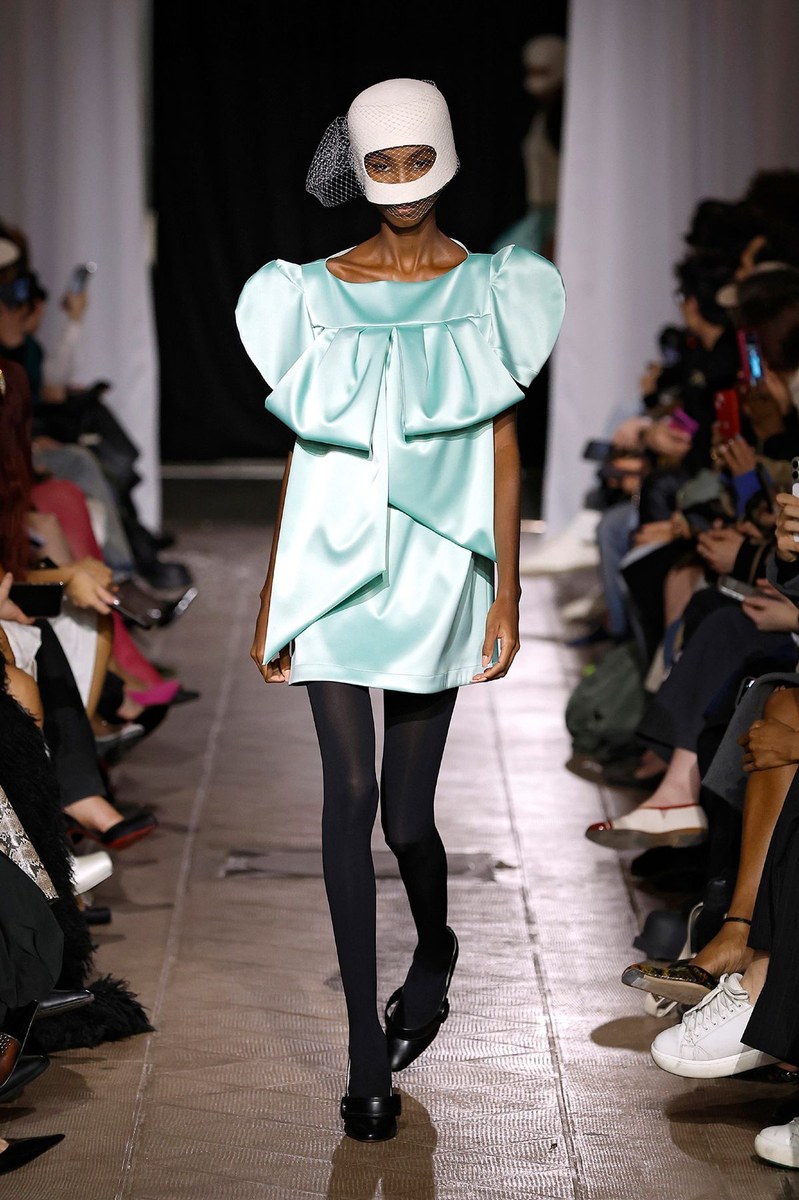 Look 17