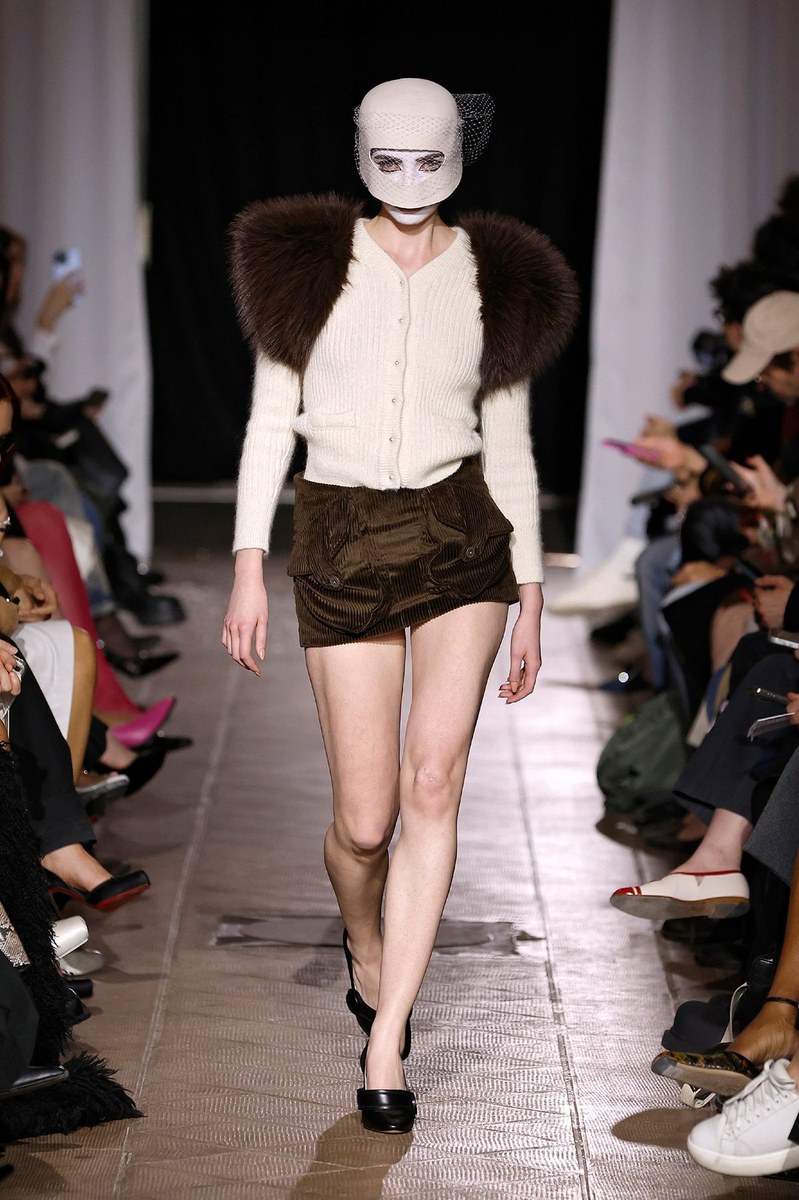 Look 24