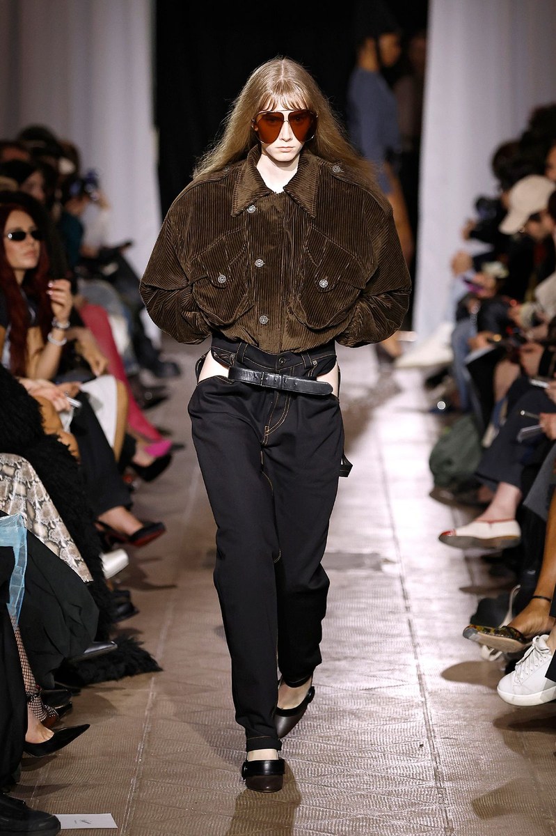 Look 25