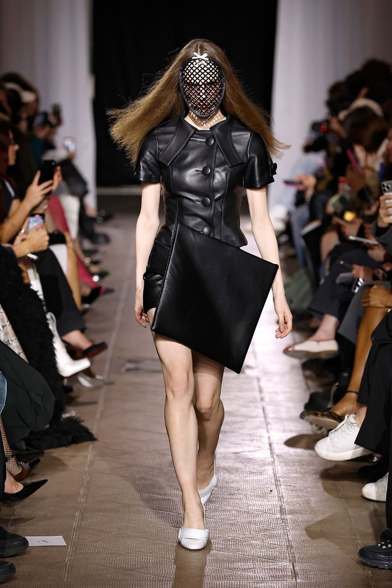 Look 34