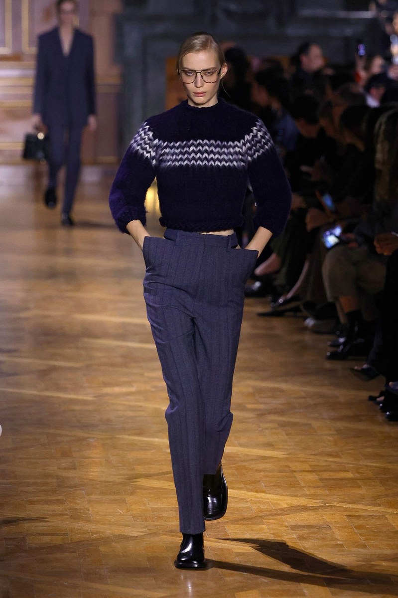 Look 17