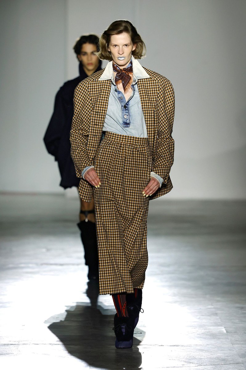 Look 5