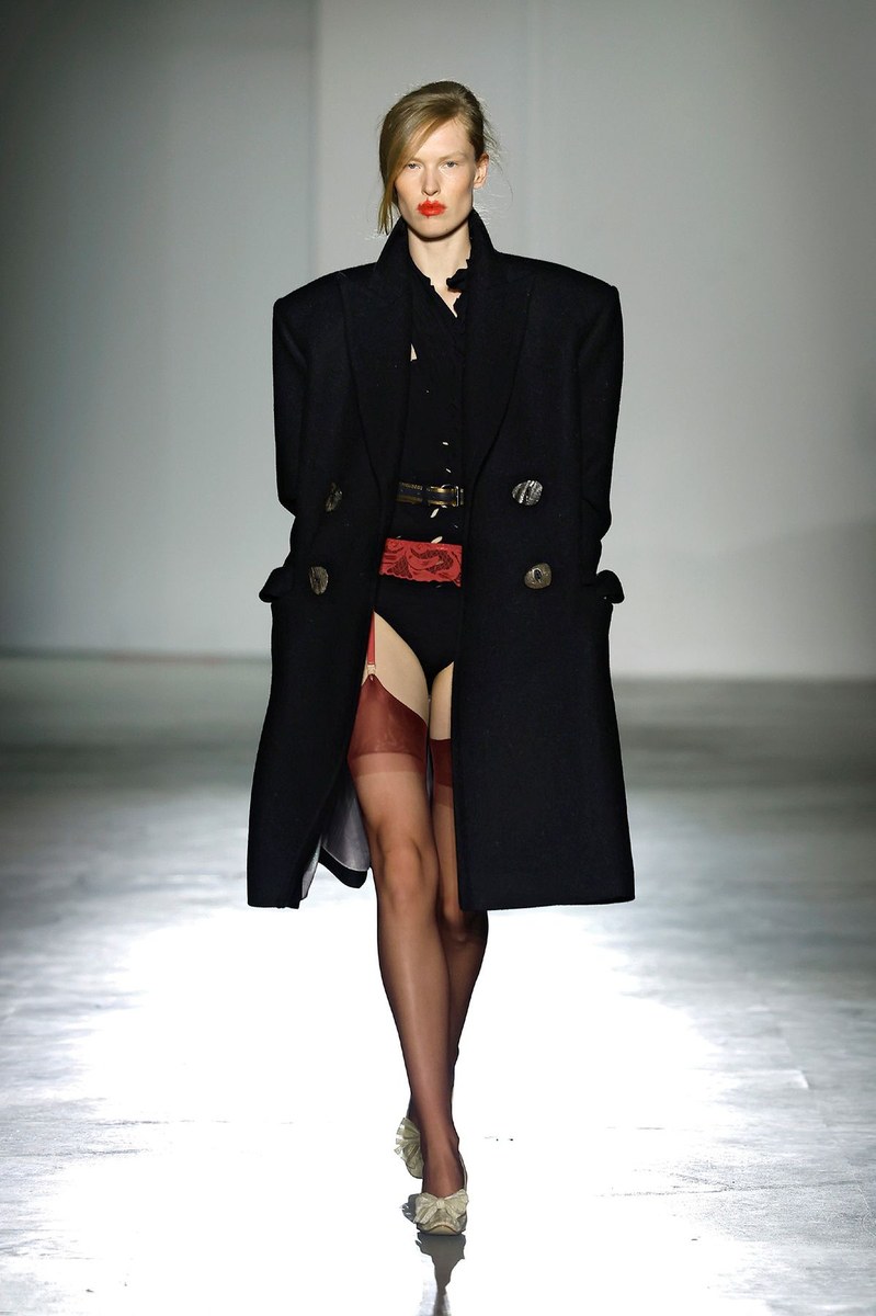 Look 24