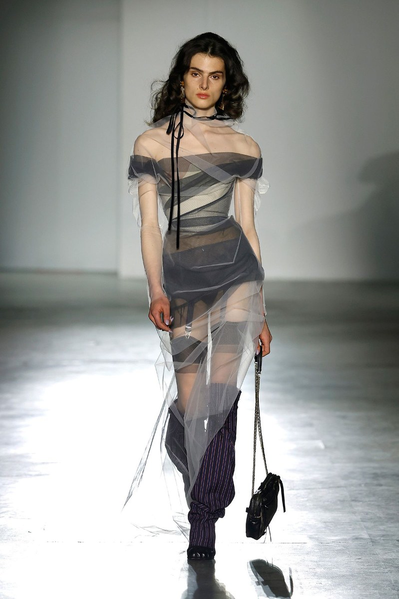 Look 30