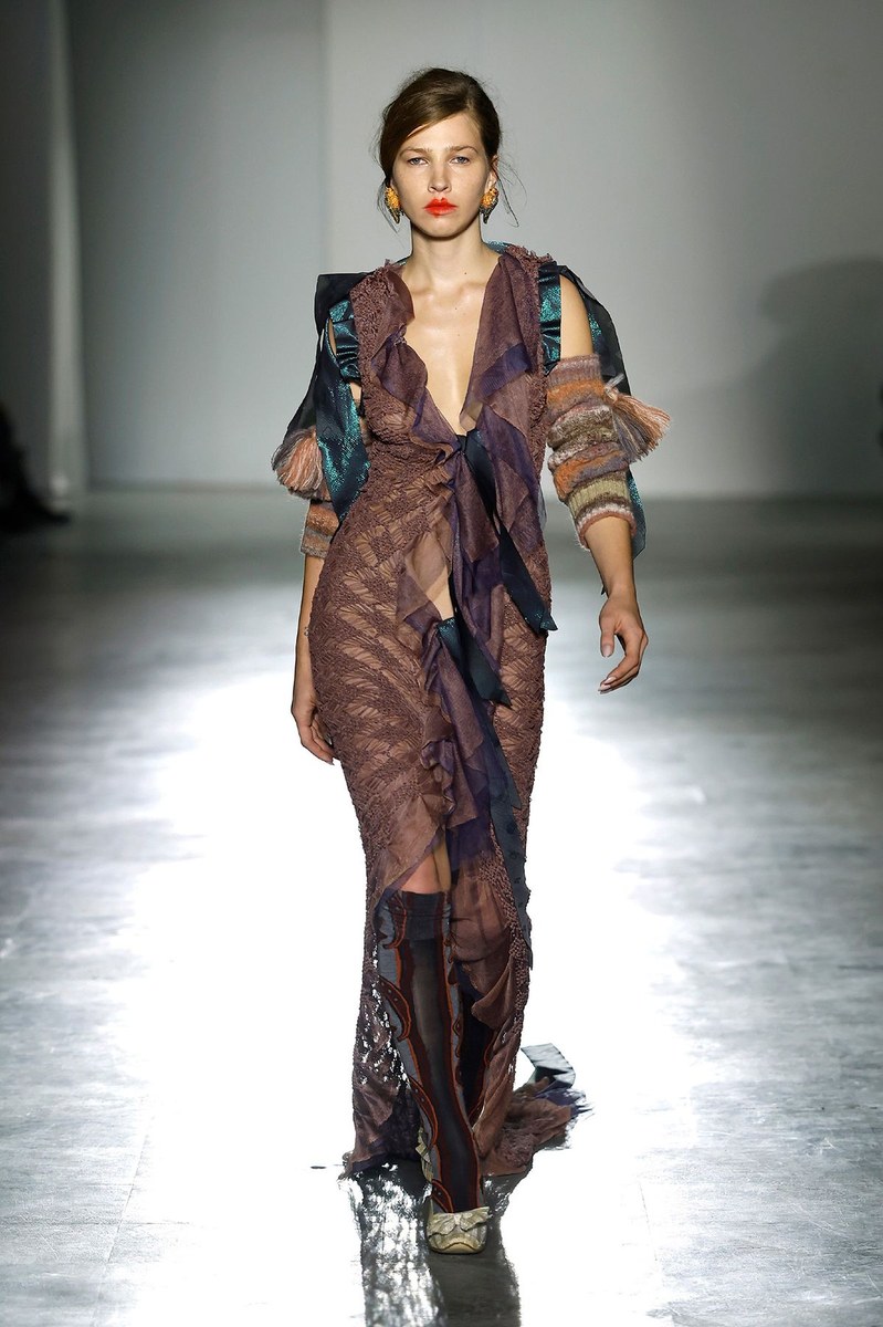 Look 32