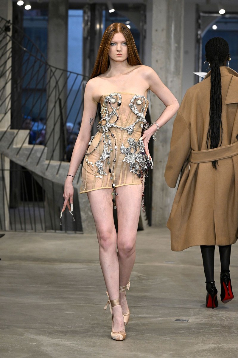 Look 6