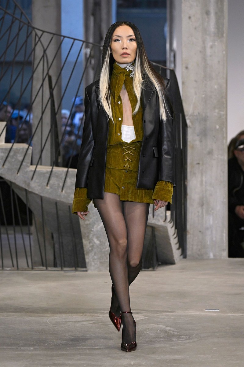 Look 7