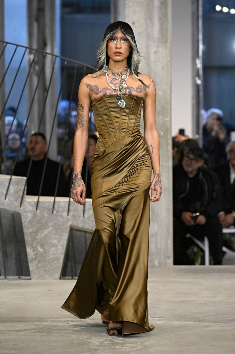 Look 8