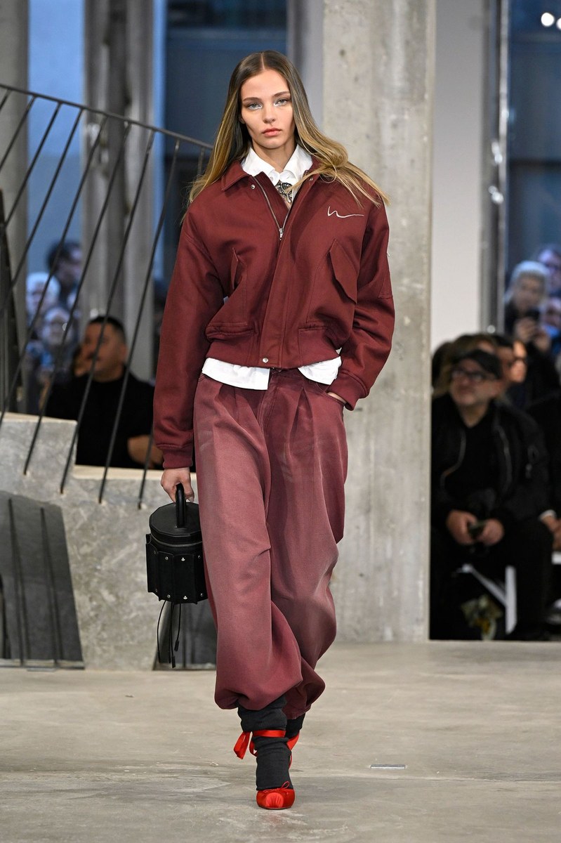 Look 15