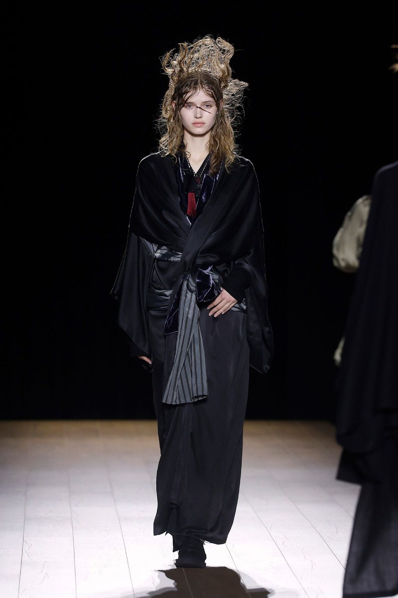 Look 2
