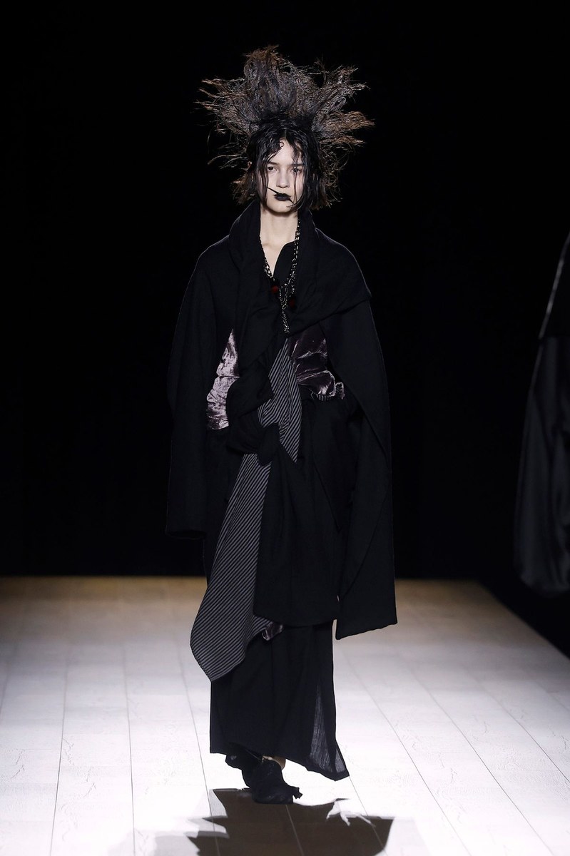 Look 3