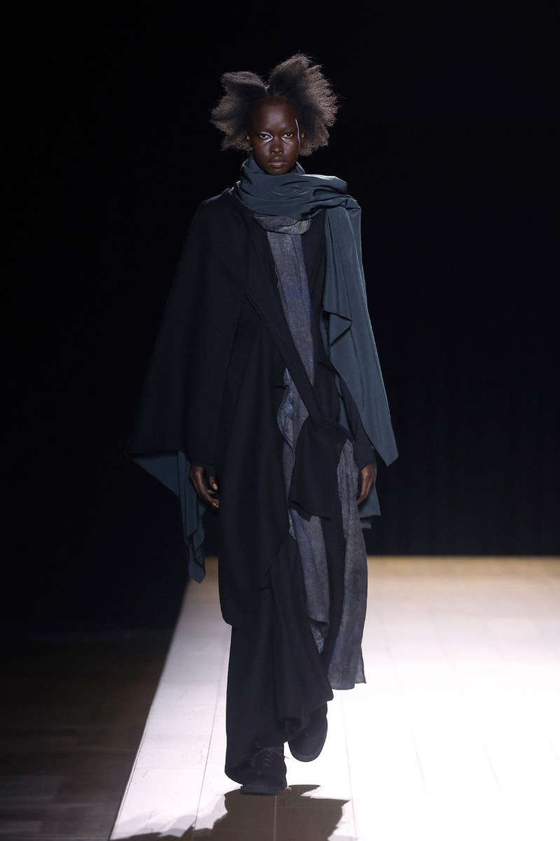 Look 7