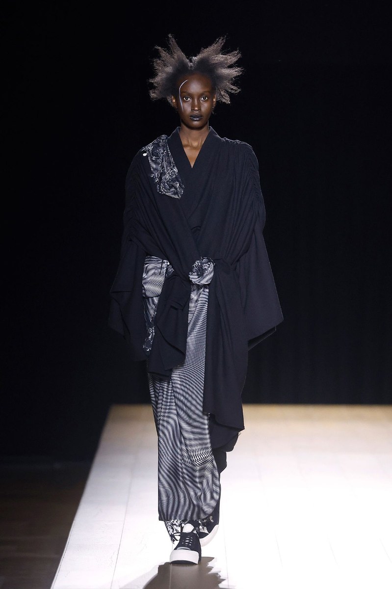 Look 12