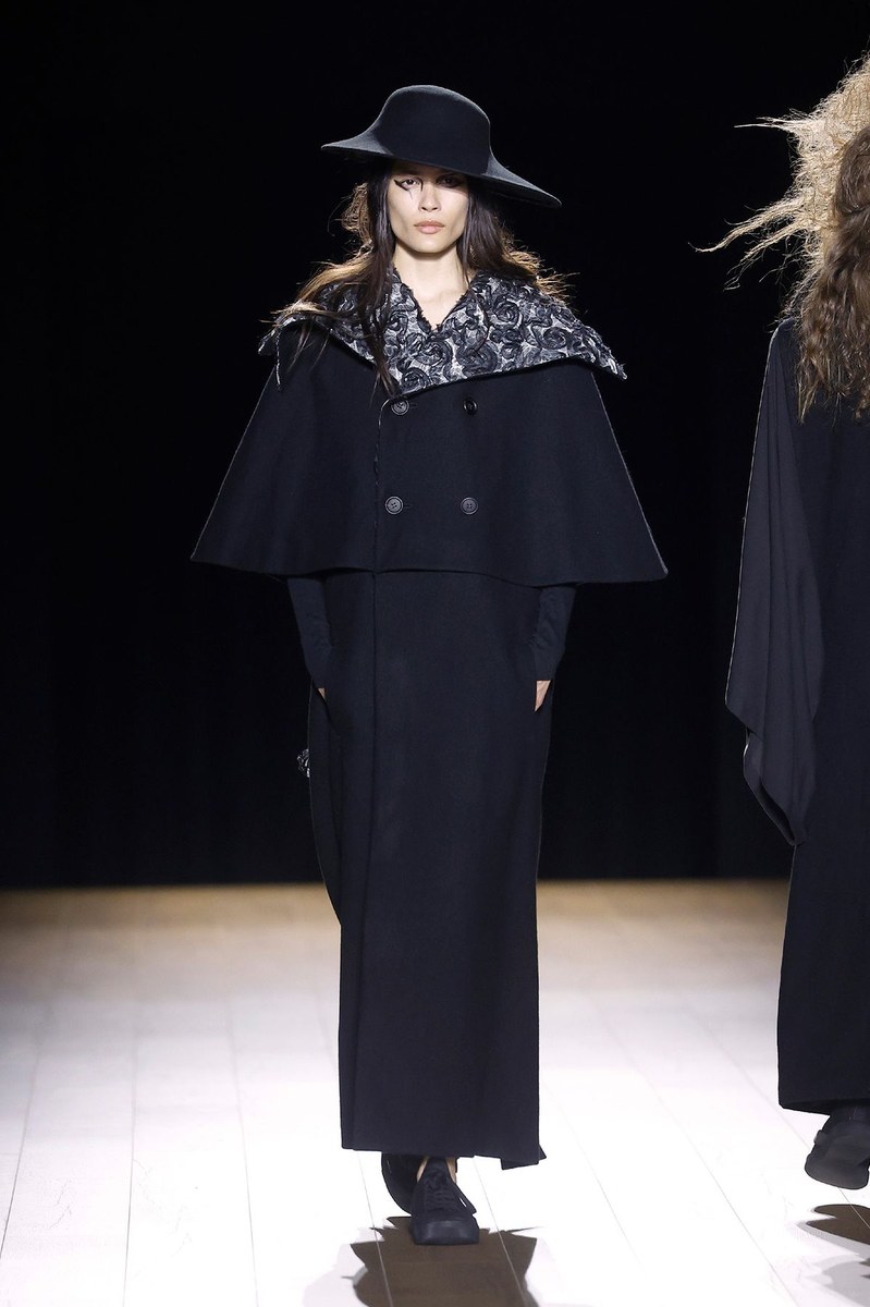 Look 14