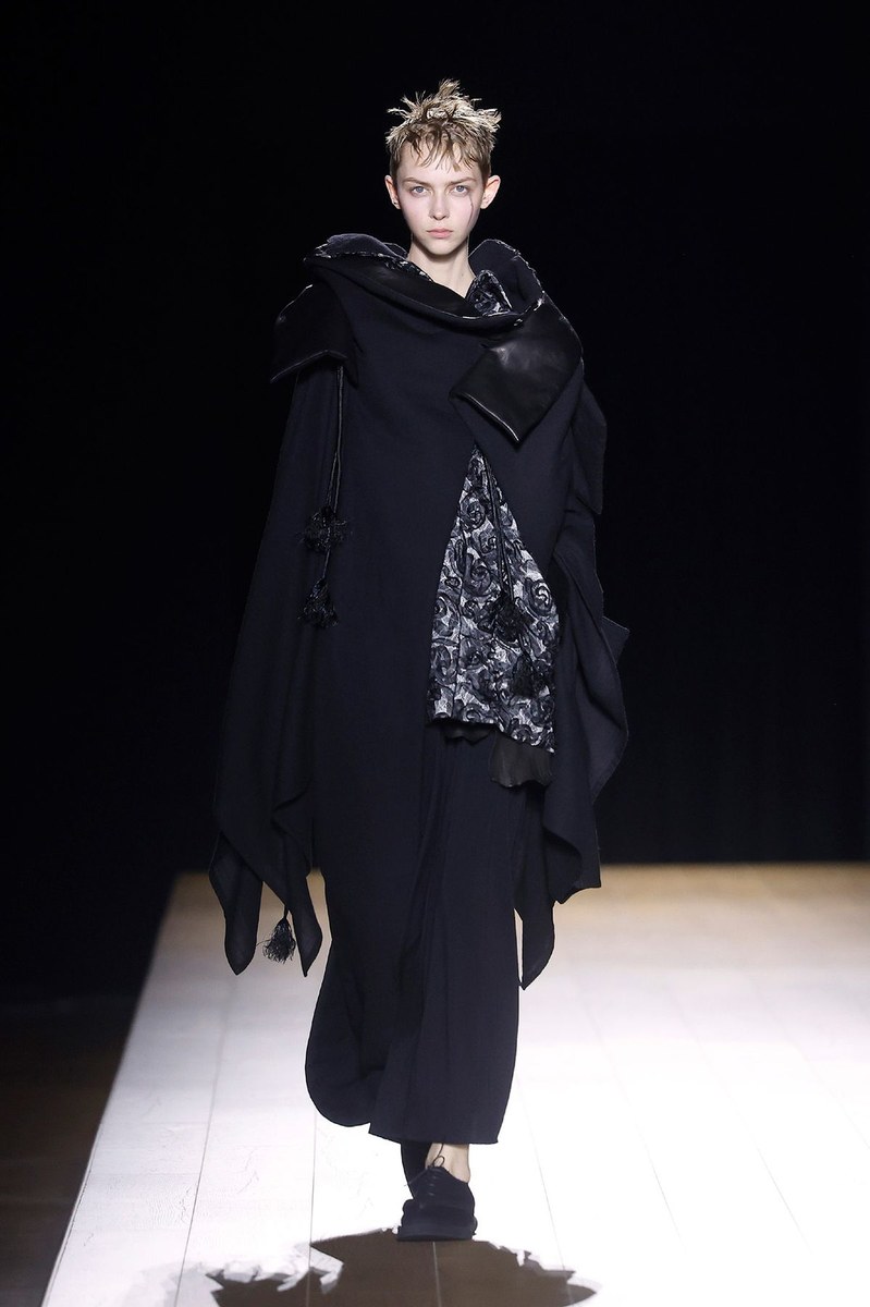 Look 15
