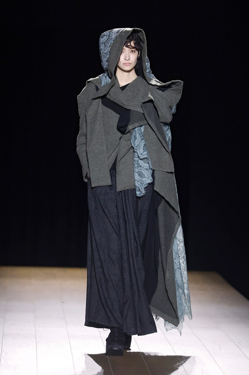 Look 24