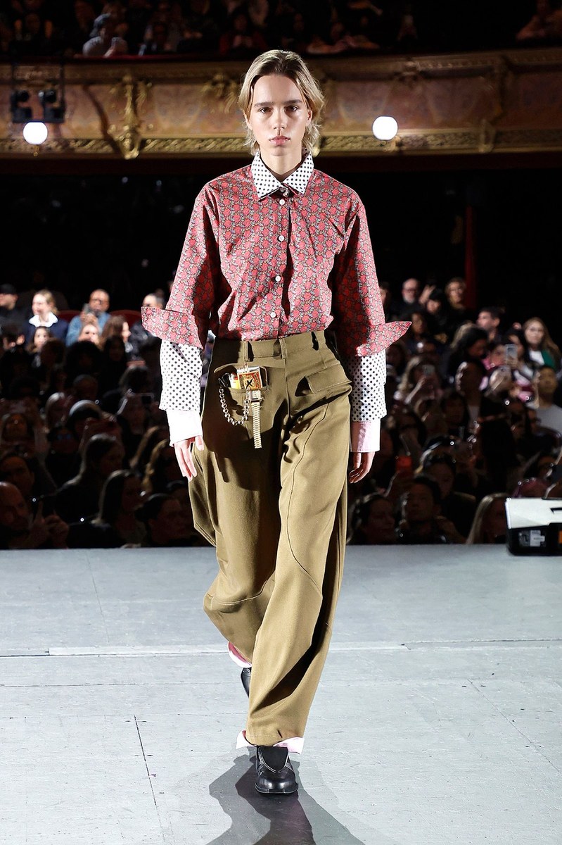 Look 10
