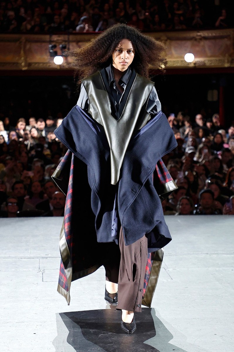 Look 32