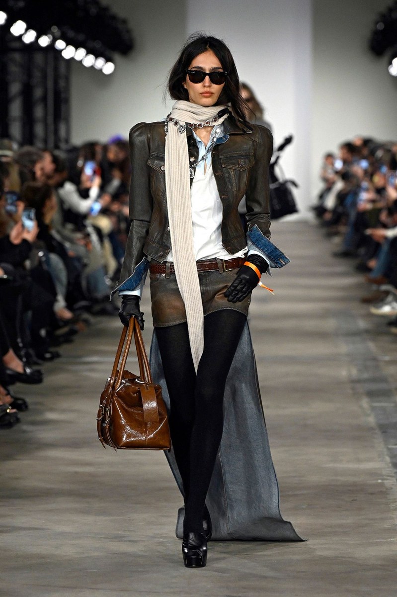 Look 2