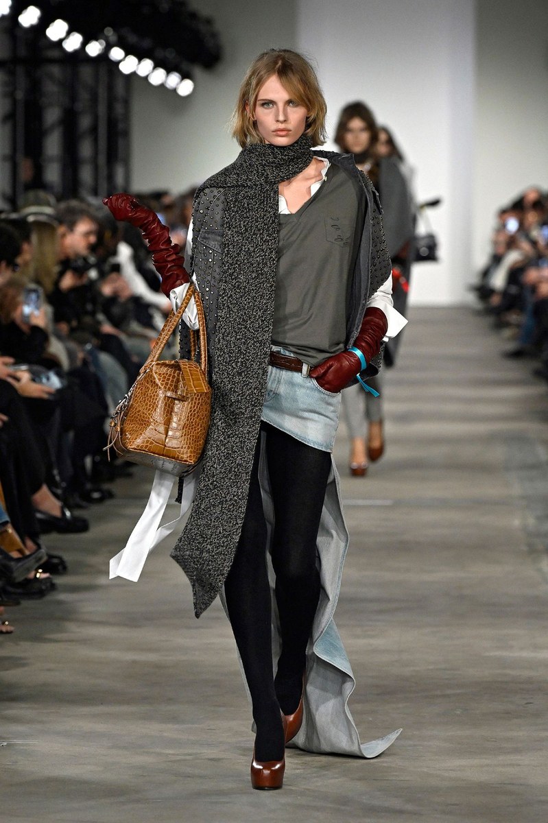 Look 9