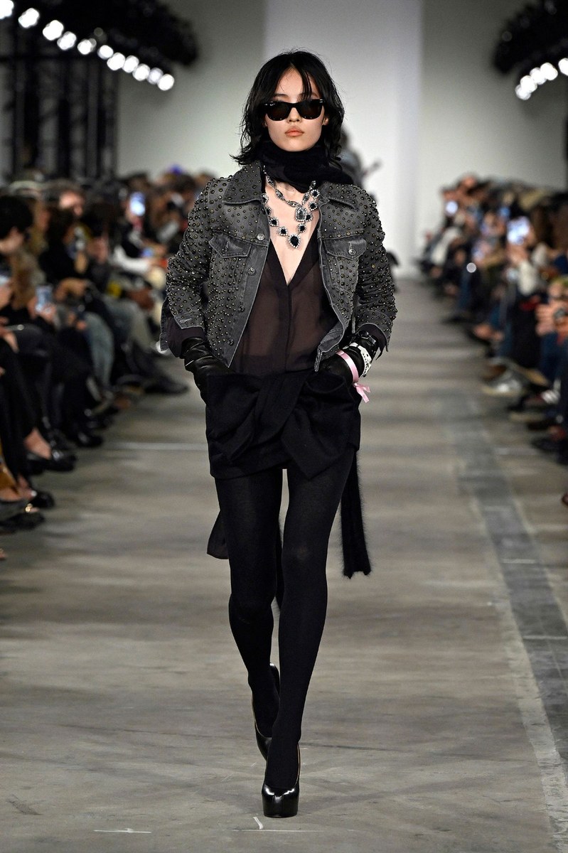 Look 13