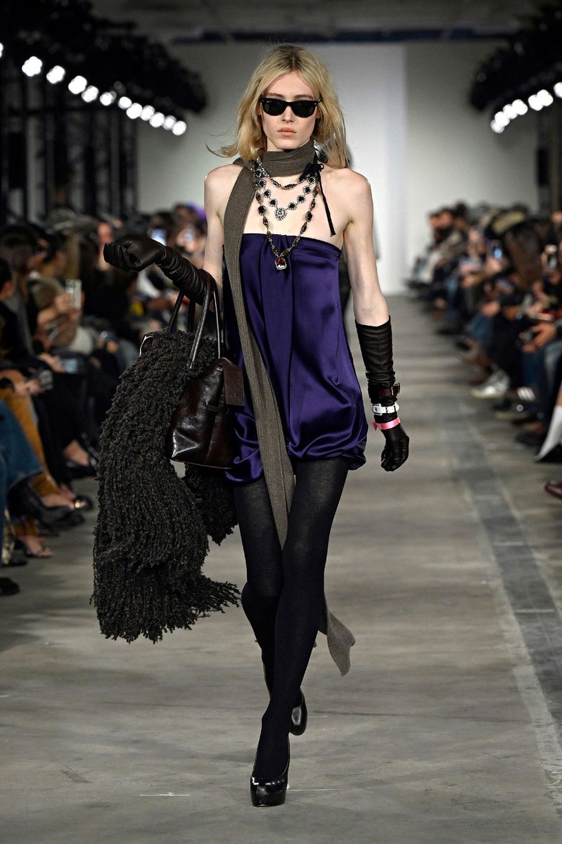 Look 27