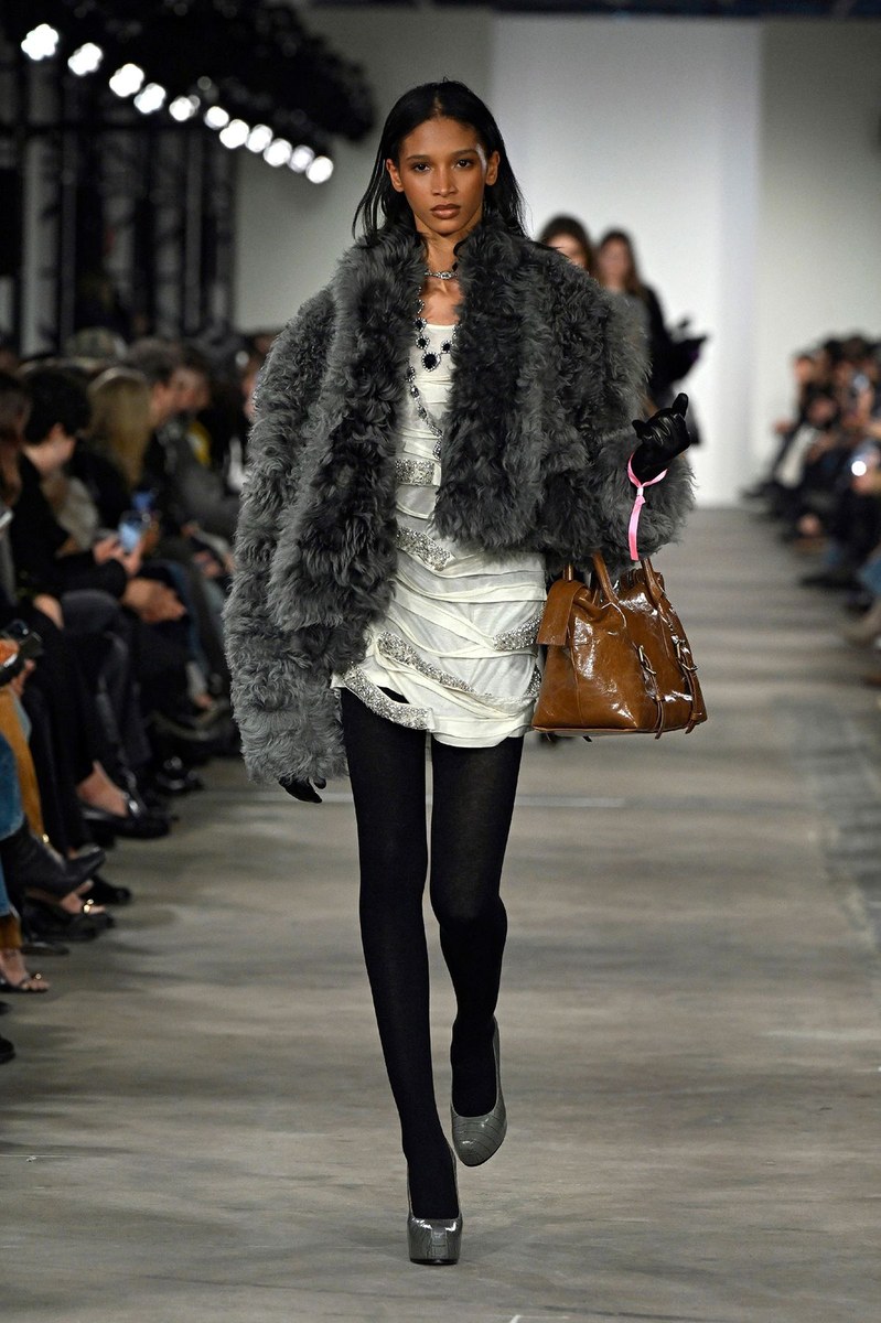 Look 48