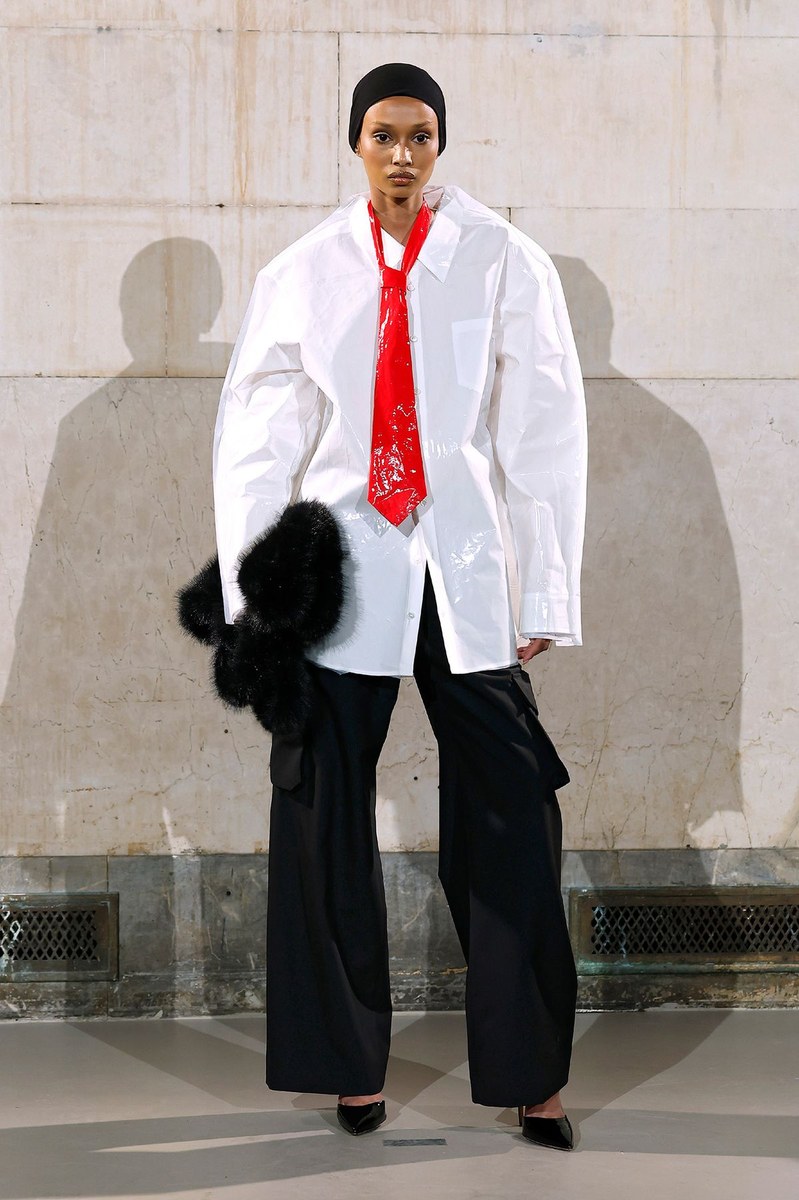 Look 7