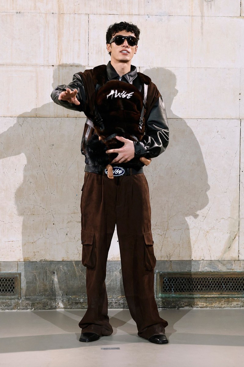 Look 12