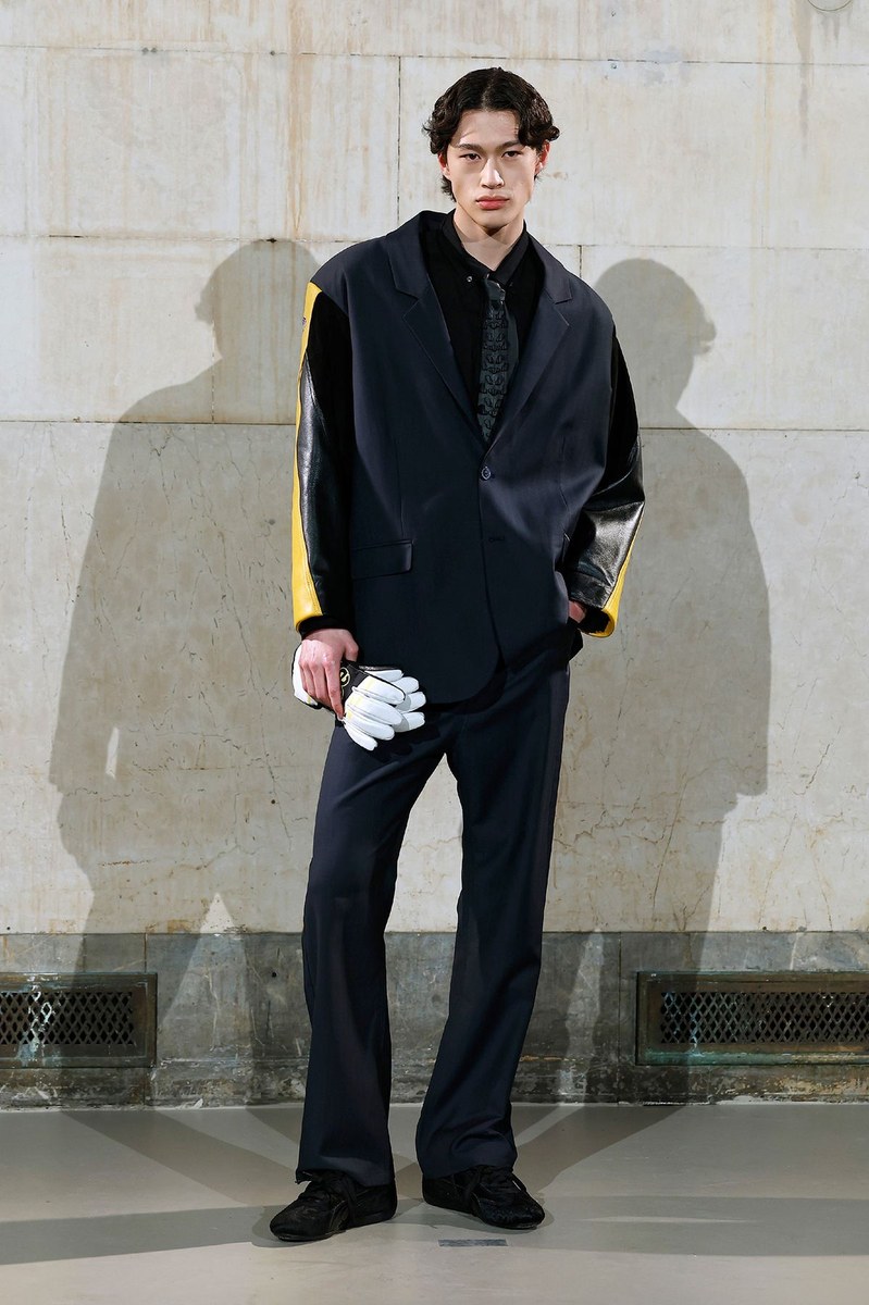 Look 32