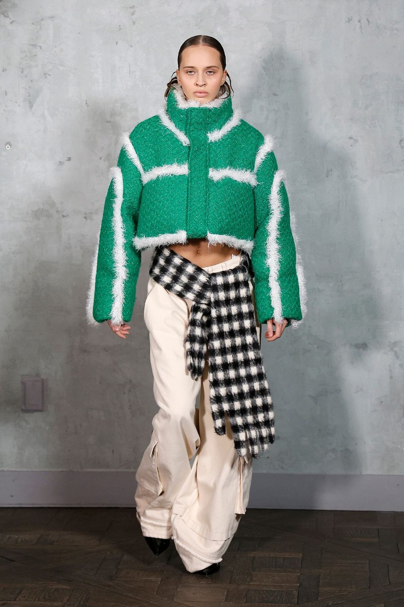 Look 11