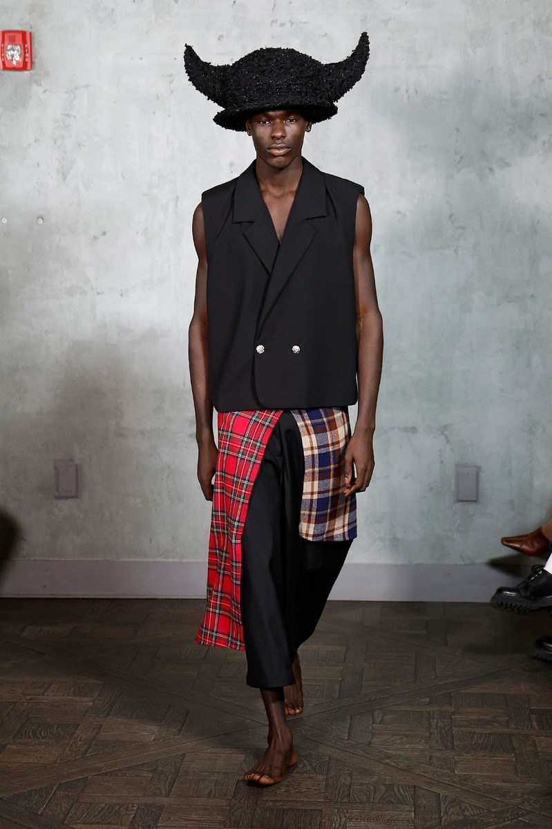 Look 28