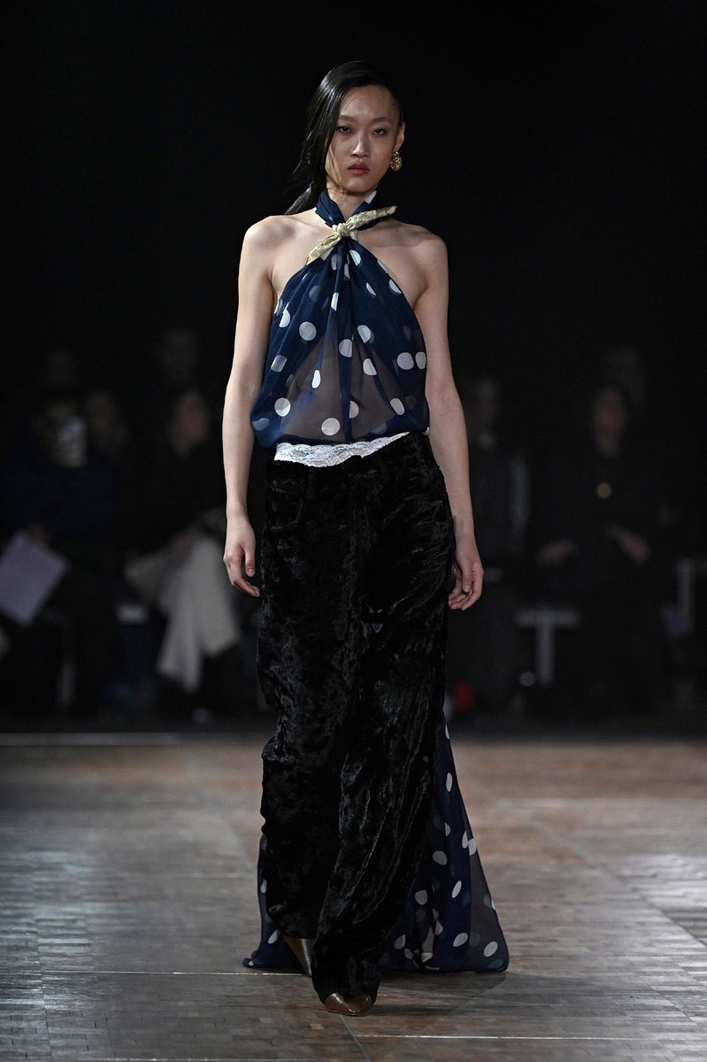 Look 5