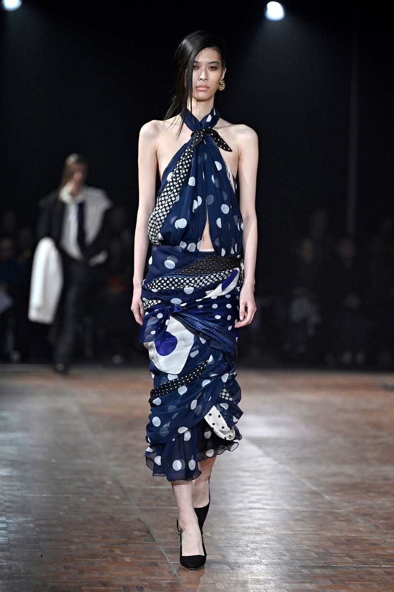 Look 9