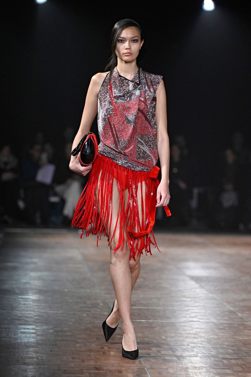 Look 19