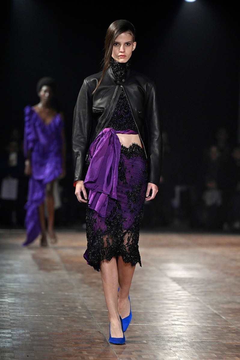 Look 24