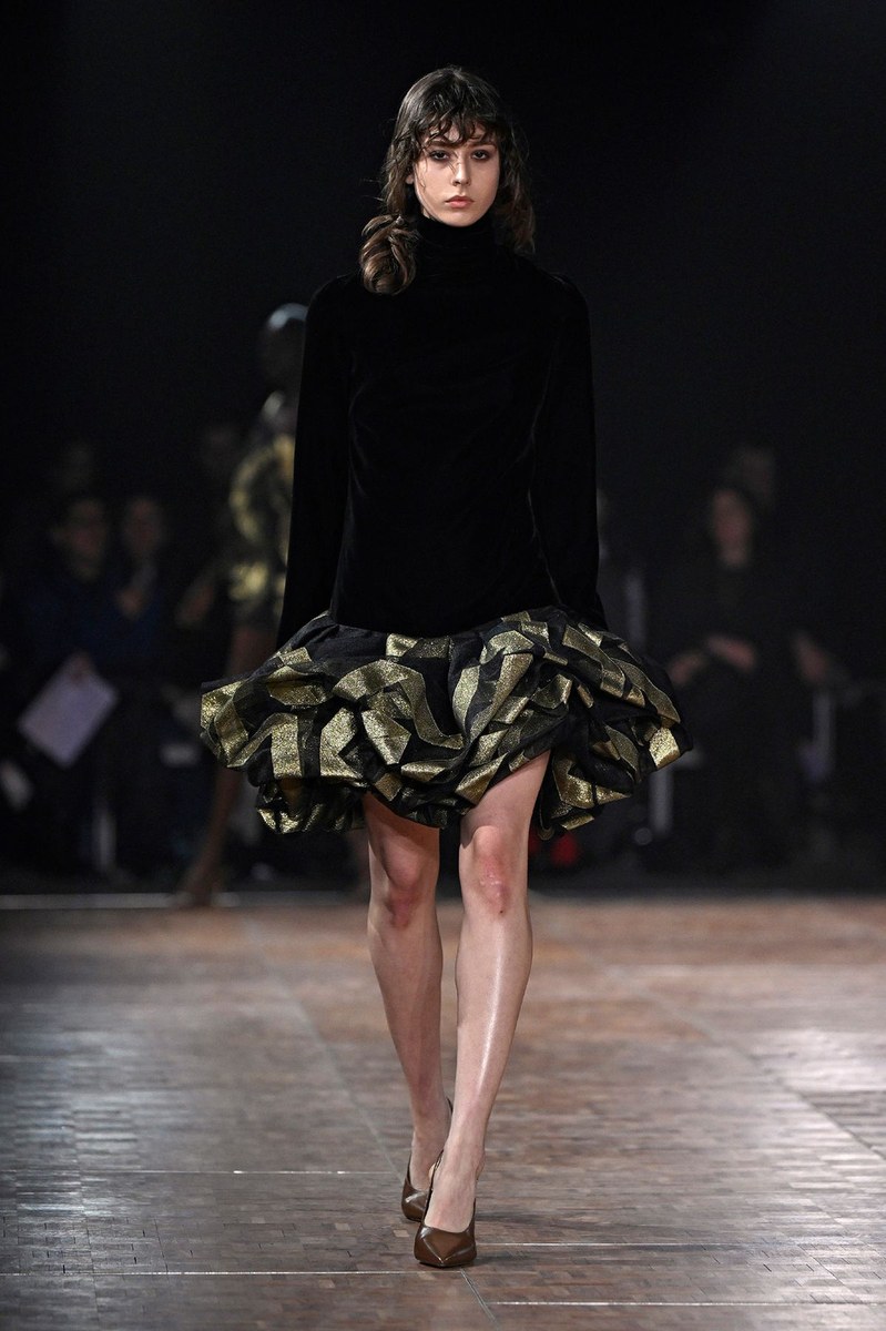 Look 37