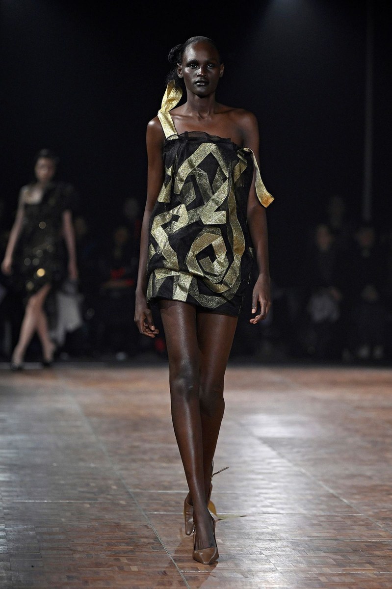 Look 38